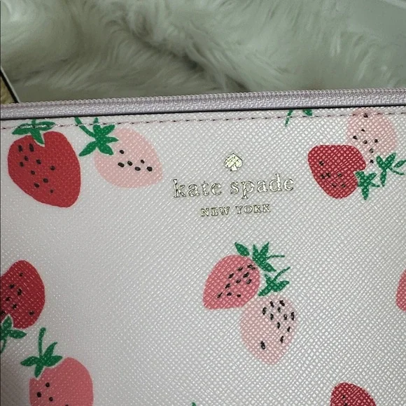 Kate Spade Tan Straw Tote with White and Pink Accents - Picture 16 of 17